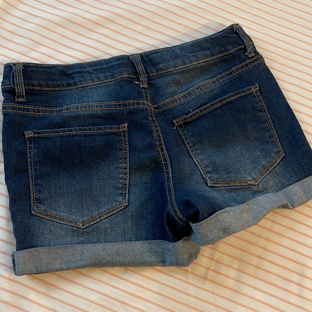 A set of shorts for a girls or fragile woman - Picture 5 of 10